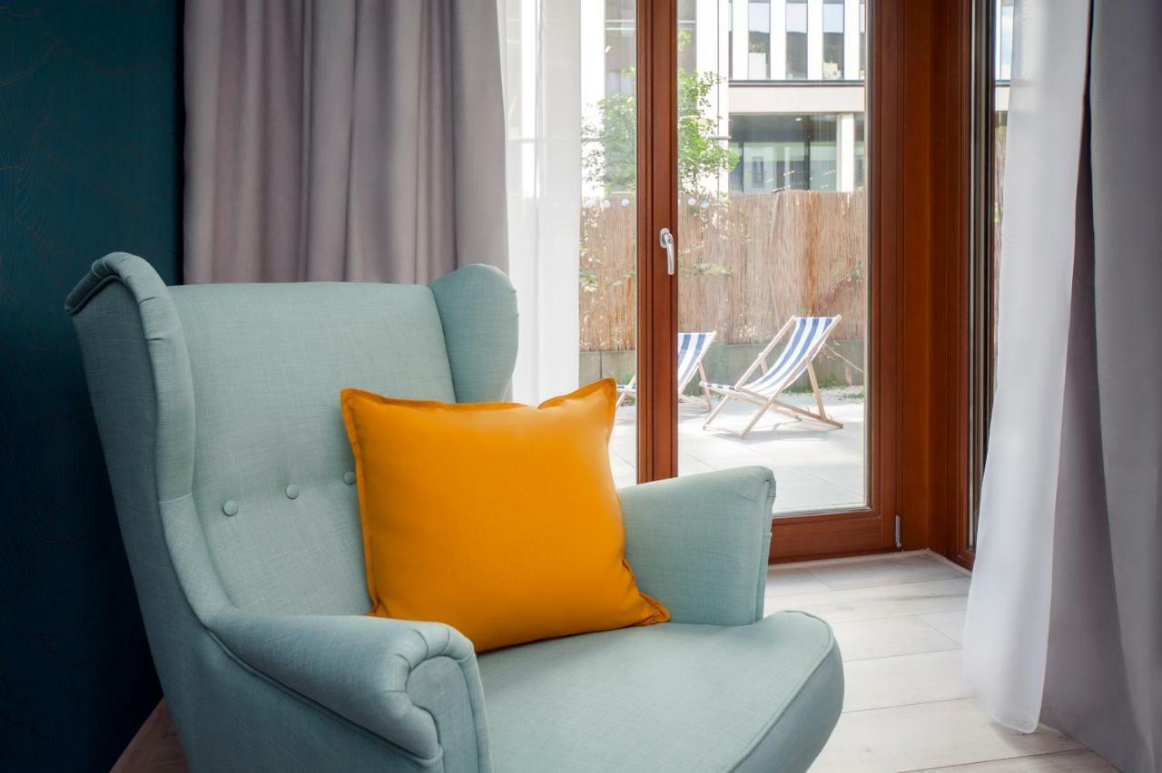 Very Berry - Maratonska 3 - Business Apartment, Garden, Check In 24H 포즈난 외부 사진