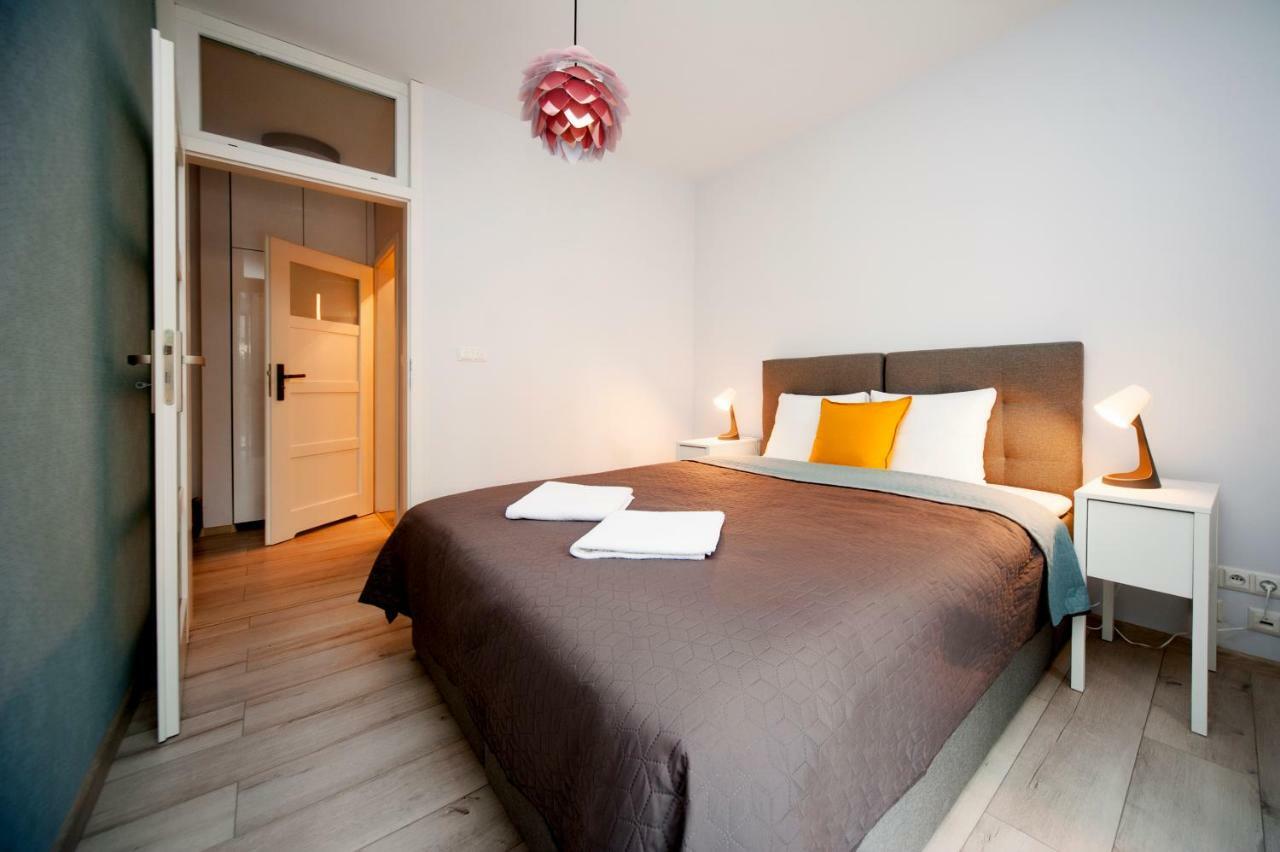 Very Berry - Maratonska 3 - Business Apartment, Garden, Check In 24H 포즈난 외부 사진