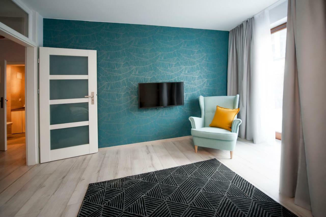 Very Berry - Maratonska 3 - Business Apartment, Garden, Check In 24H 포즈난 외부 사진